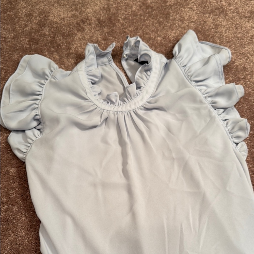 Express Ruffle Blouse - Picture 5 of 8